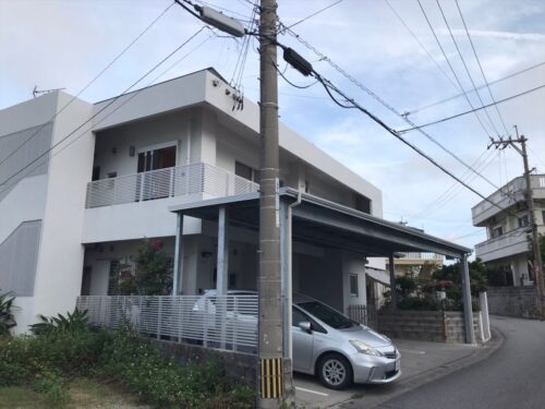 2bed / 1bath apartment 2nd floor in Okinawa city. 5mins to Kadena gate3